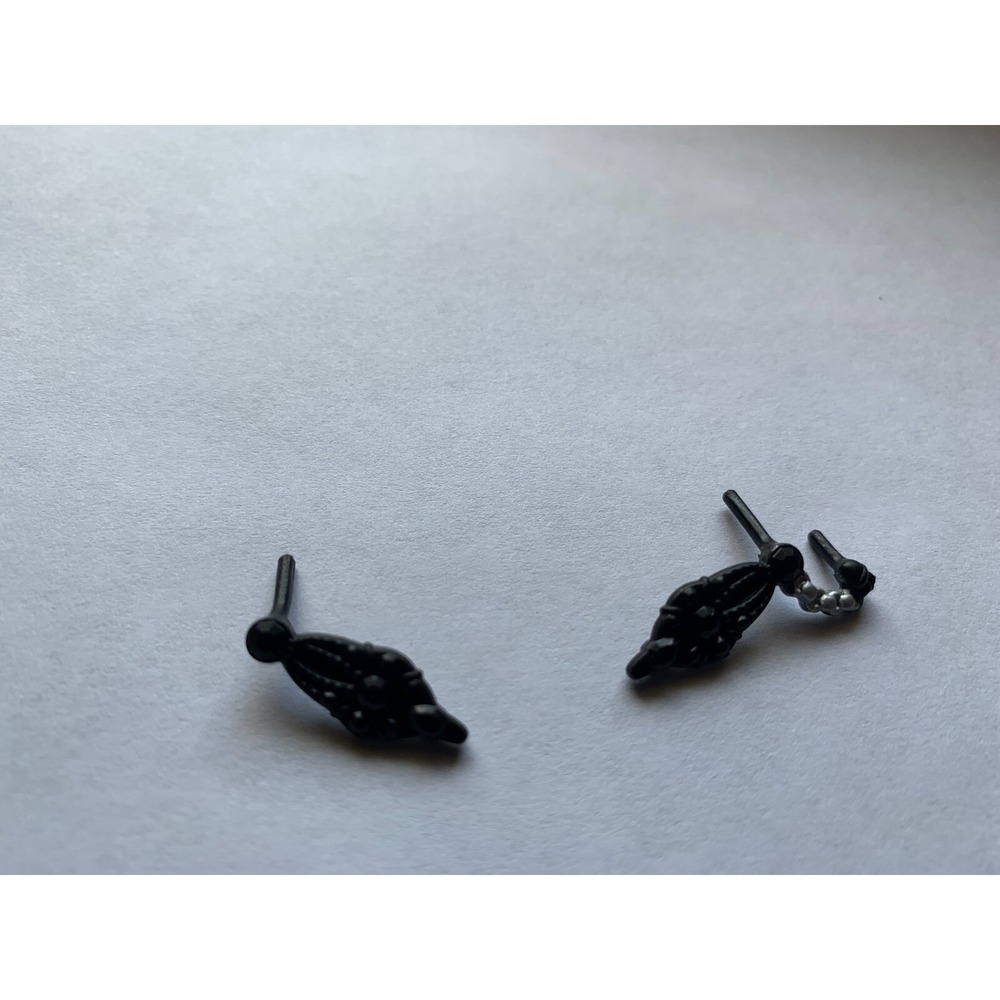 Ever After High Raven Queen Thronecoming Replacement‎ Earrings